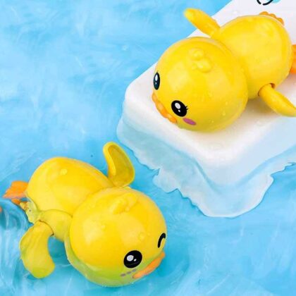 Vonios žaislas "Prisukama antis"