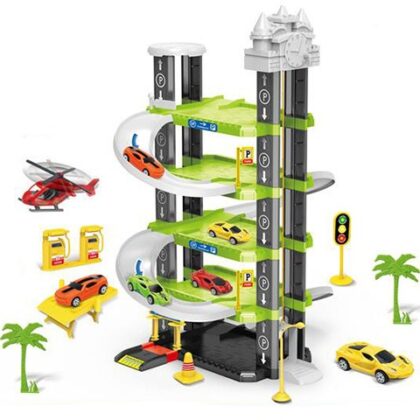 Penkių aukštų garažas su priedais 62vnt.