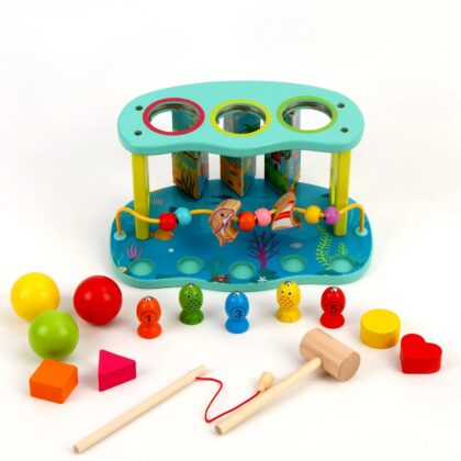 Medinis daugiafunkcinis žaislas